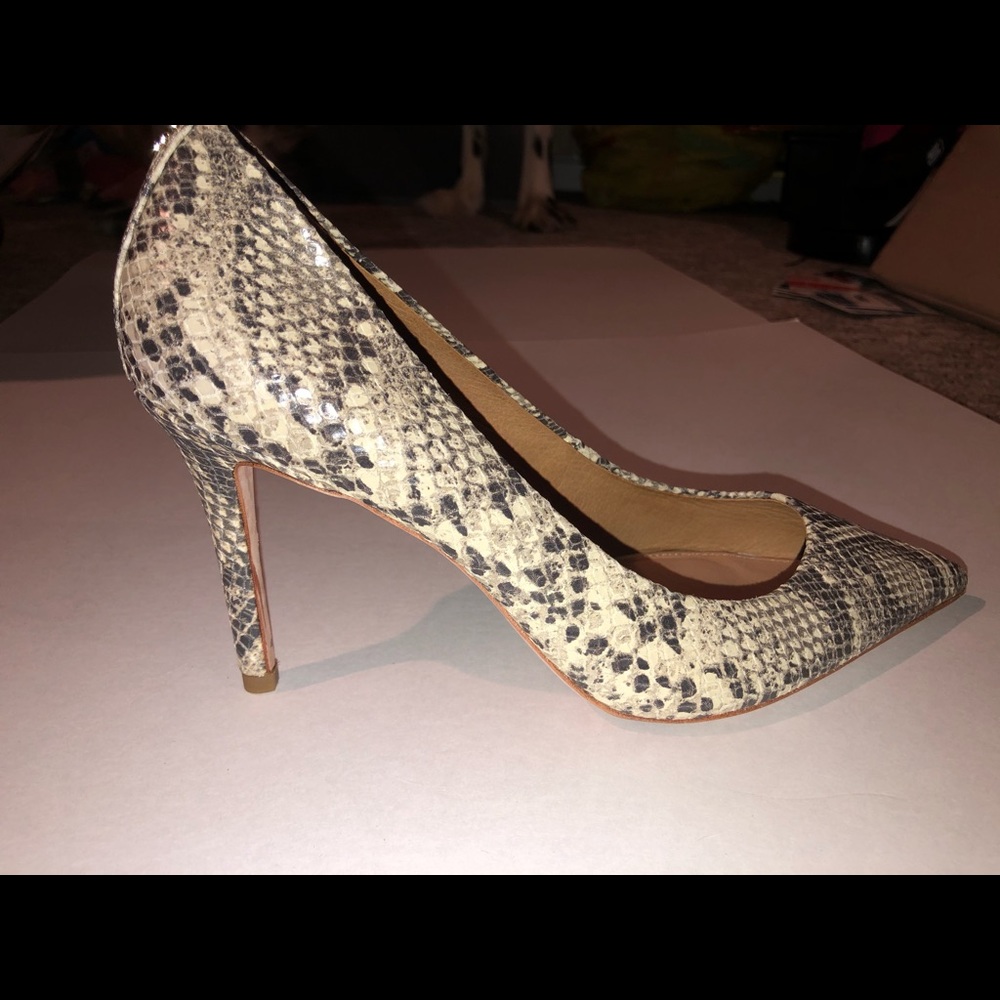 Coach Snakeskin Pump 9.5